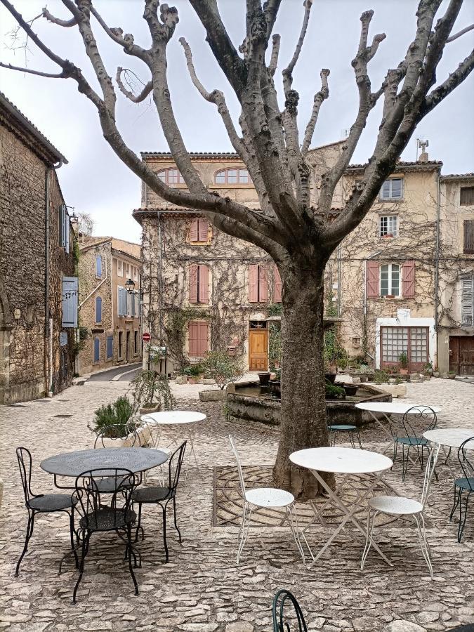 Ferienwohnung Entre Terre Et Ciel. Saignon Exterior foto