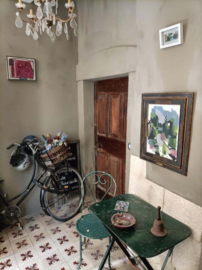 Ferienwohnung Entre Terre Et Ciel. Saignon Exterior foto